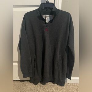 Adidas sweater size M